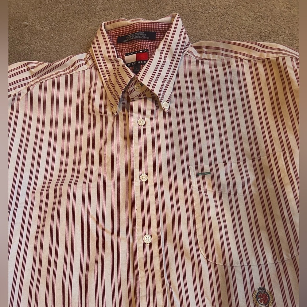 Vintage Tommy Hilfiger Shirt Red Ivory Off White Crest  Men’s XL Button Down